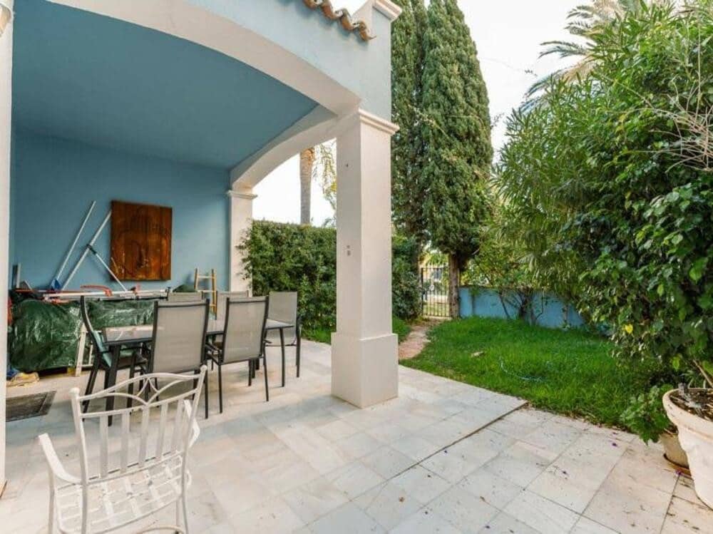 4 sovrum Hus att hyra i Guadalmina med pool garage - 5 500 € (Ref: 9610659)
