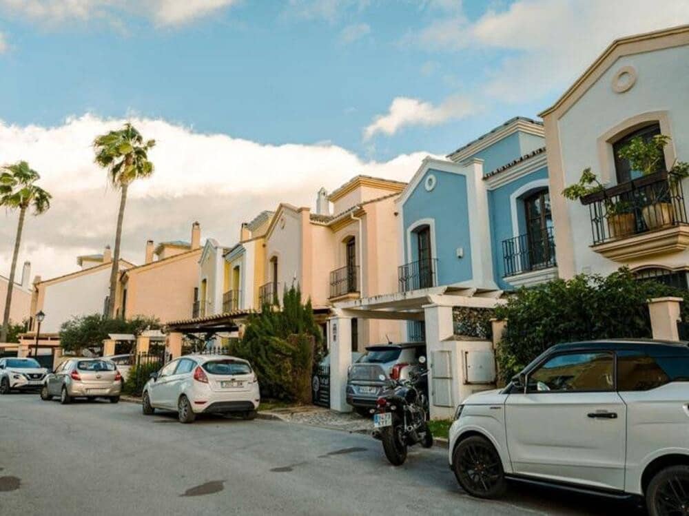 4 sovrum Hus att hyra i Guadalmina med pool garage - 5 500 € (Ref: 9610659)