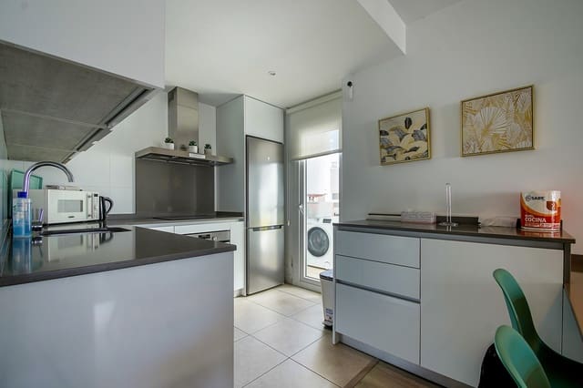 2 quarto Penthouse para arrendar em Rodeo Alto - Guadaiza - La Campana, Marbella com piscina garagem - 2 300 € (Ref: 9610661)