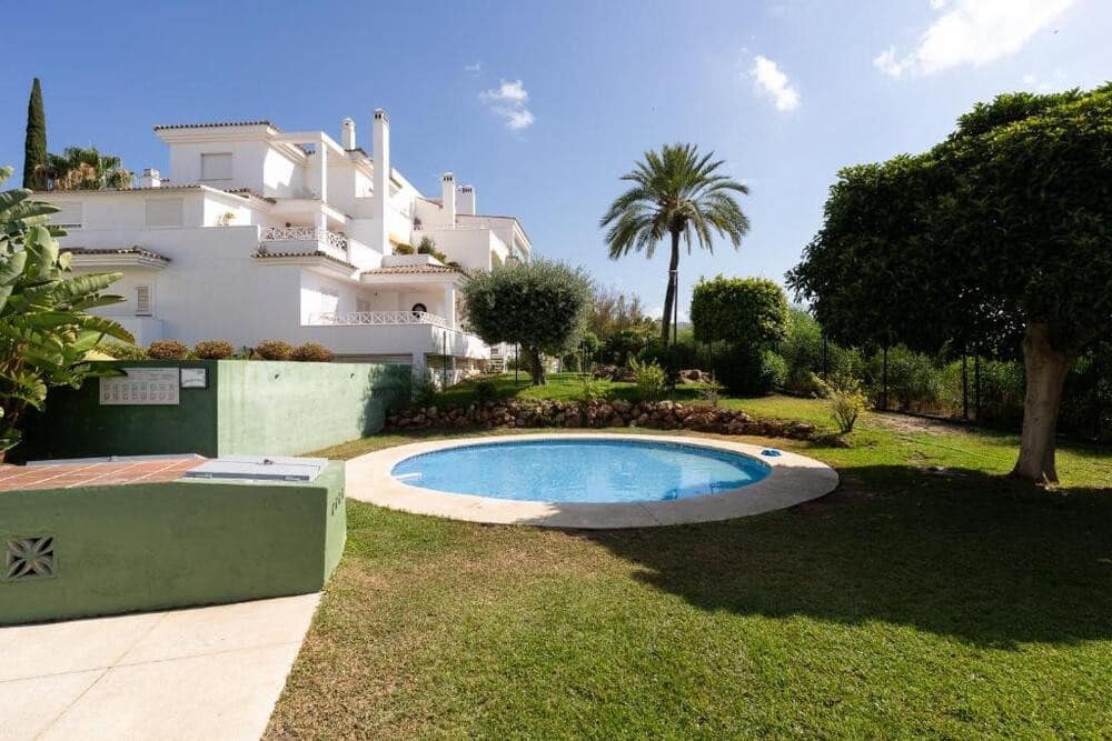 Apartamento de 2 habitaciones en Marbella en venta con piscina garaje - 430.500 € (Ref: 9614559)