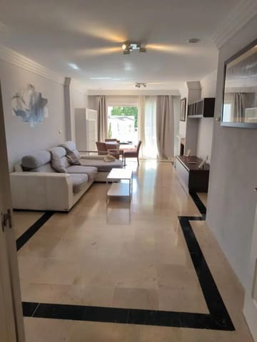 Apartamento de 2 habitaciones en Río Real, Marbella en venta con piscina garaje - 430.500 € (Ref: 9614559)