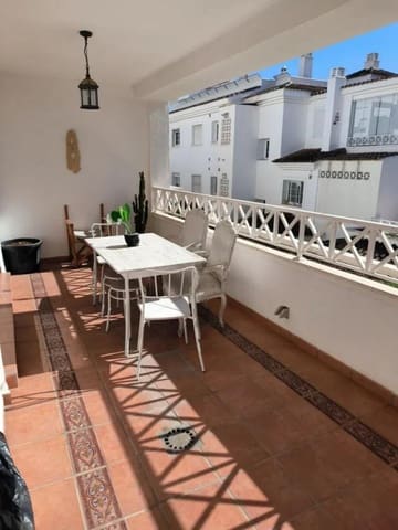 Apartamento de 2 habitaciones en Río Real, Marbella en venta con piscina garaje - 430.500 € (Ref: 9614559)