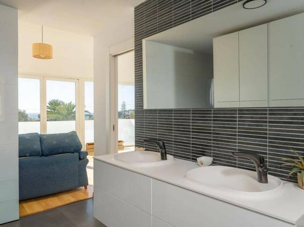 3 camera da letto Villa in vendita in El Faro con piscina garage - 995.000 € (Rif: 9618827)