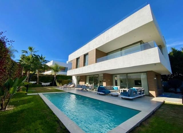 5 soveværelse Villa til leje i El Paraiso, Estepona med swimmingpool garage - € 9.000 (Ref: 9618828)