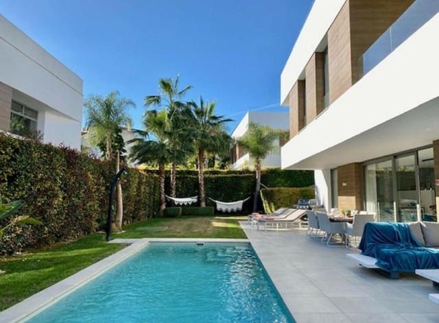 5 soveværelse Villa til leje i El Paraiso, Estepona med swimmingpool garage - € 9.000 (Ref: 9618828)