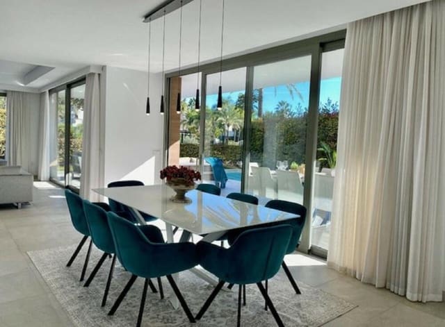 5 camera da letto Villa da affittare in El Paraiso, Estepona con piscina garage - 8.500 € (Rif: 9618828)