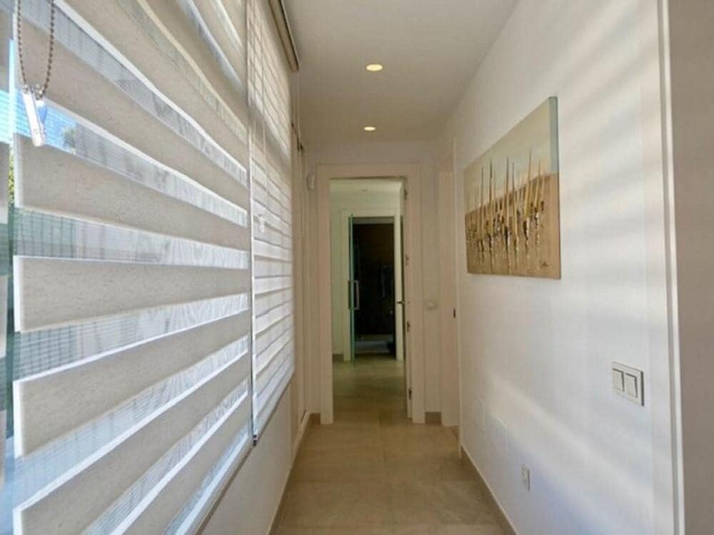 5 soveværelse Villa til leje i El Paraiso med swimmingpool garage - € 8.500 (Ref: 9618828)