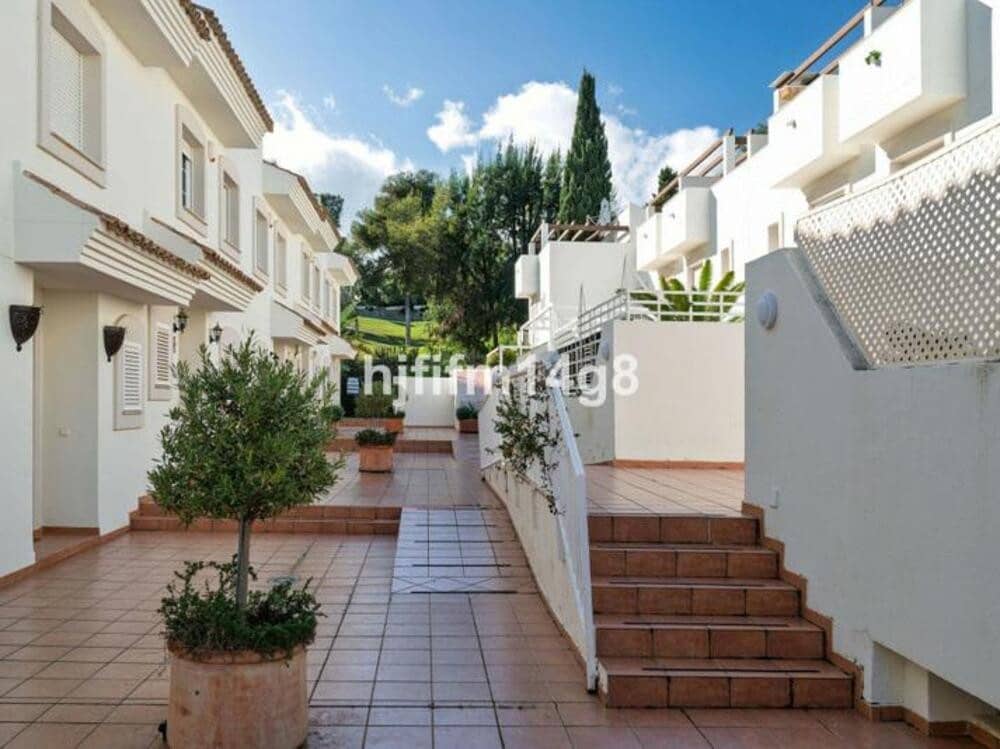 Casa de 3 habitaciones en Marbella en venta con piscina garaje - 595.000 € (Ref: 9618829)