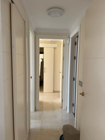 2 soveværelse Lejlighed til leje i La Cala de Mijas, Mijas med swimmingpool garage - € 1.400 (Ref: 9620727)