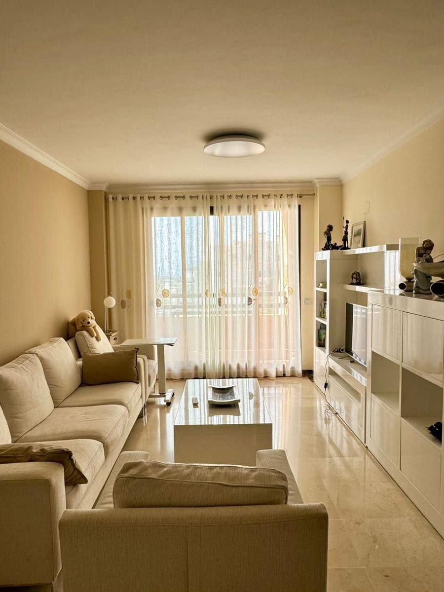 2 soveværelse Lejlighed til leje i La Cala de Mijas med swimmingpool garage - € 1.400 (Ref: 9620727)