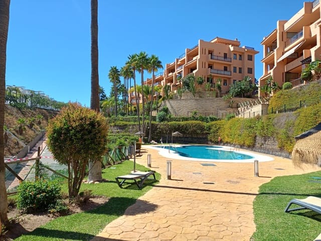 2 soveværelse Lejlighed til leje i La Cala de Mijas, Mijas med swimmingpool garage - € 1.400 (Ref: 9620727)