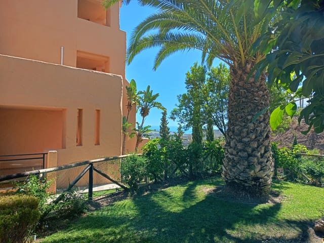 2 soveværelse Lejlighed til leje i La Cala de Mijas, Mijas med swimmingpool garage - € 1.400 (Ref: 9620727)