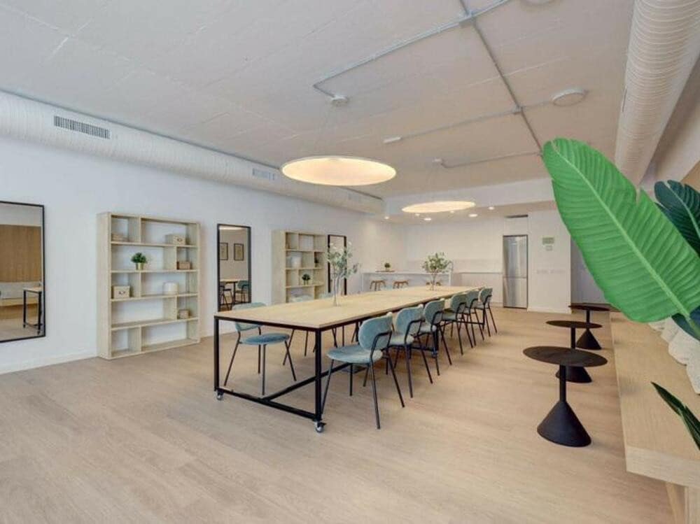 4 bedroom Penthouse for rent in New Golden Mile with pool garage - € 3,900 (Ref: 9627049)