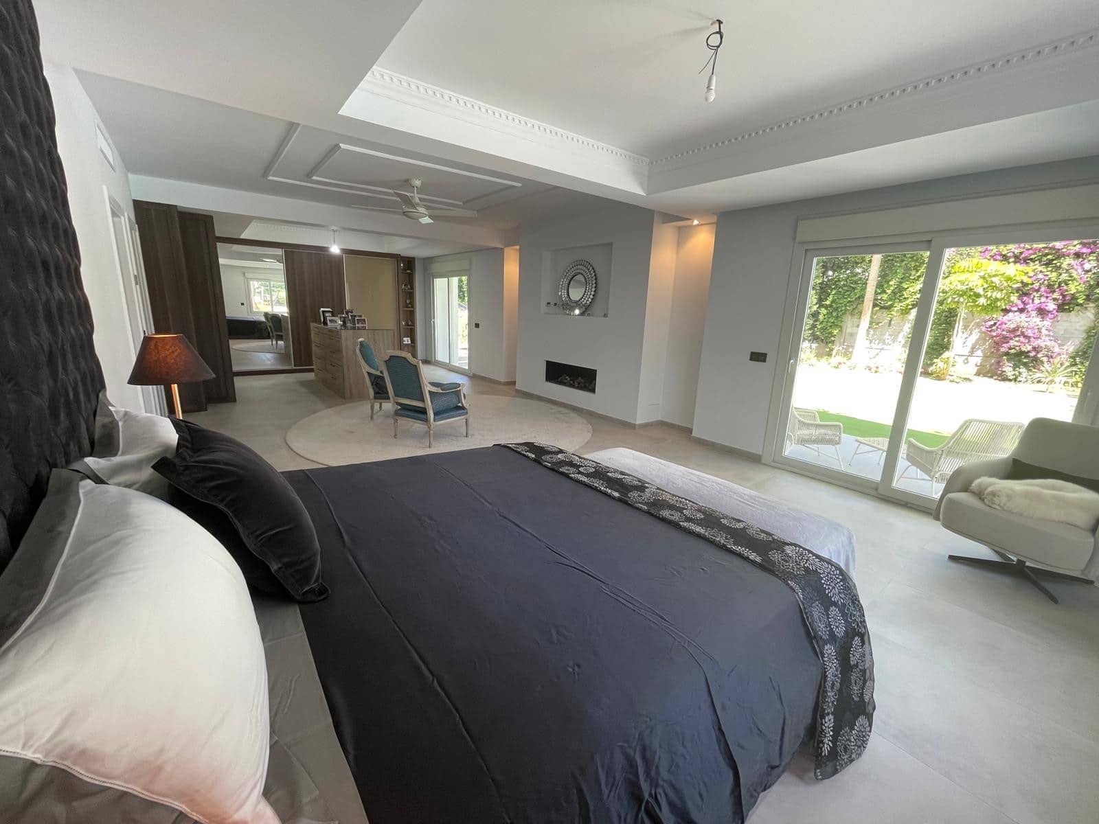 10 sovrum Villa till salu i New Golden Mile med pool garage - 4 200 000 € (Ref: 9627050)