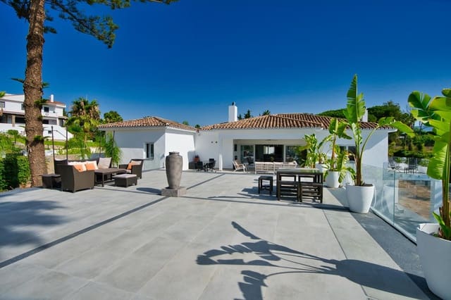 10 sovrum Villa till salu i Nueva Atalaya, Estepona med pool garage - 4 200 000 € (Ref: 9627050)