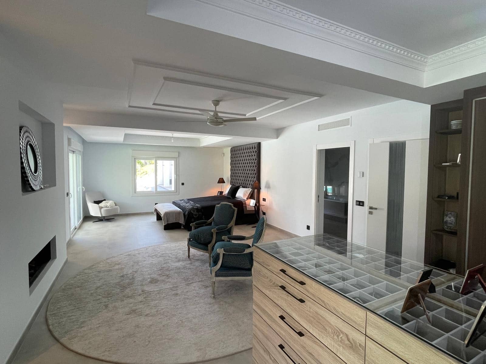 10 sovrum Villa till salu i New Golden Mile med pool garage - 4 200 000 € (Ref: 9627050)