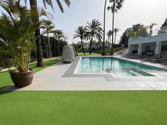10 sovrum Villa till salu i Nueva Atalaya, Estepona med pool garage - 4 200 000 € (Ref: 9627050)