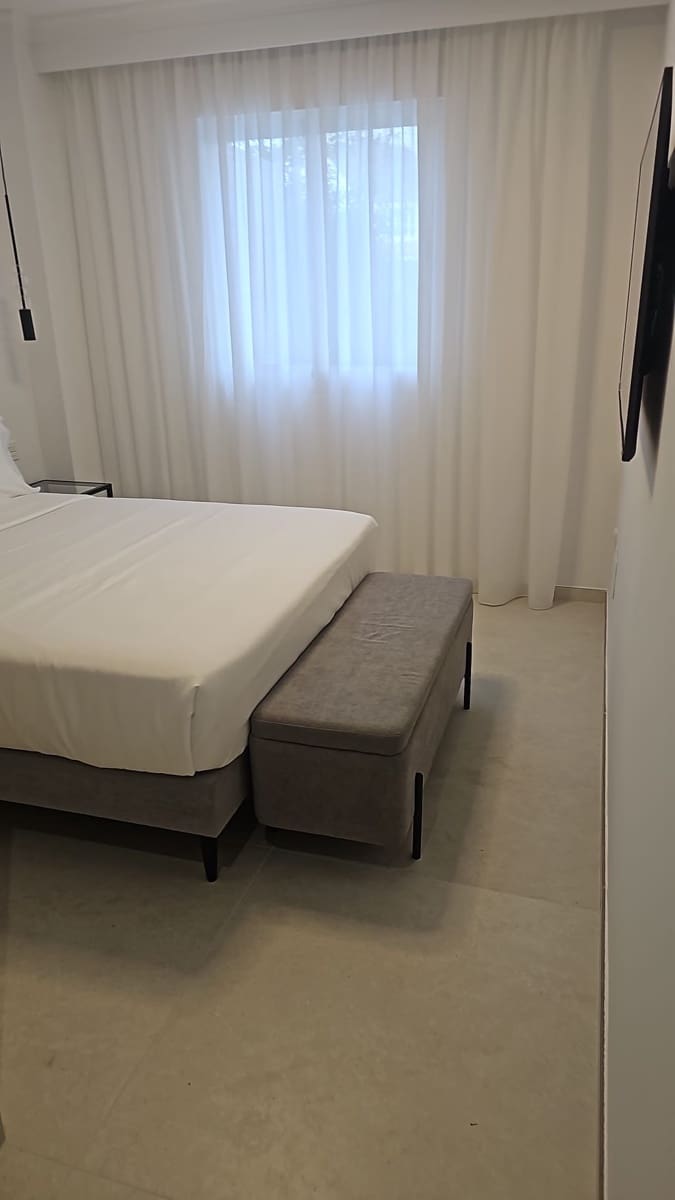 2 soveværelse Lejlighed til leje i Marbella med swimmingpool garage - € 2.500 (Ref: 9629463)