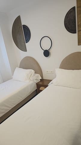 2 soveværelse Lejlighed til leje i La Dama de Noche - La Alzambra, Marbella med swimmingpool garage - € 2.500 (Ref: 9629463)