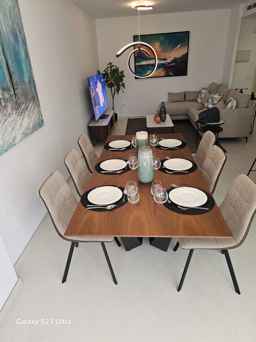 2 soveværelse Lejlighed til leje i Marbella med swimmingpool garage - € 2.500 (Ref: 9629463)