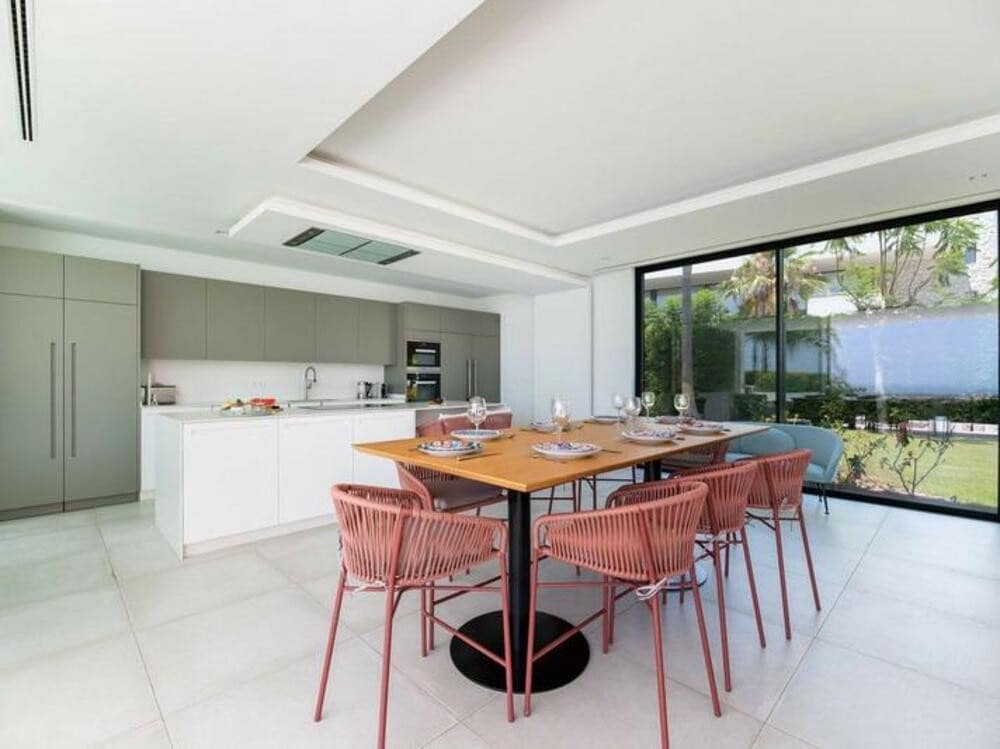 6 quarto Moradia para arrendar em Benahavis - 18 000 € (Ref: 9629465)