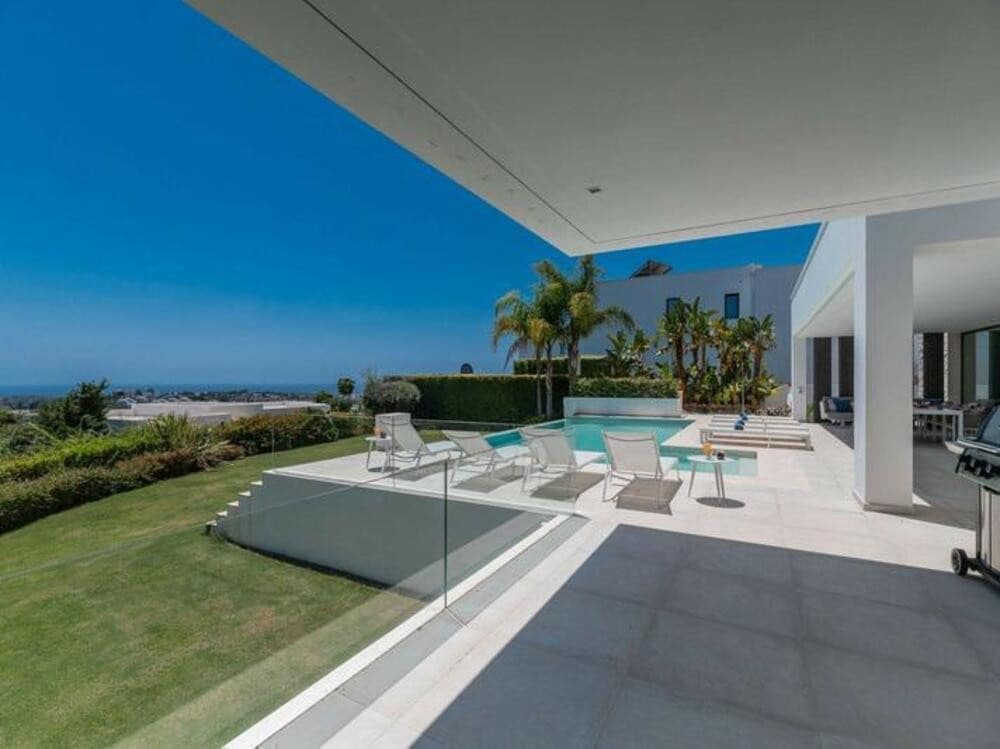 6 quarto Moradia para arrendar em Benahavis - 18 000 € (Ref: 9629465)