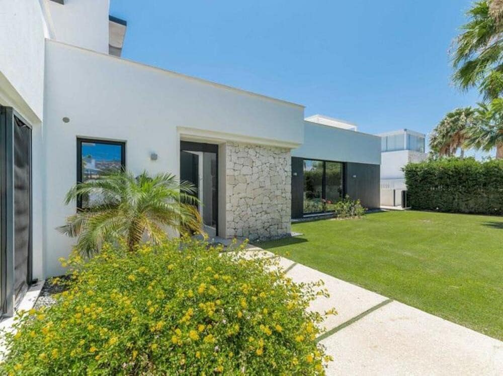 6 quarto Moradia para arrendar em Benahavis - 18 000 € (Ref: 9629465)