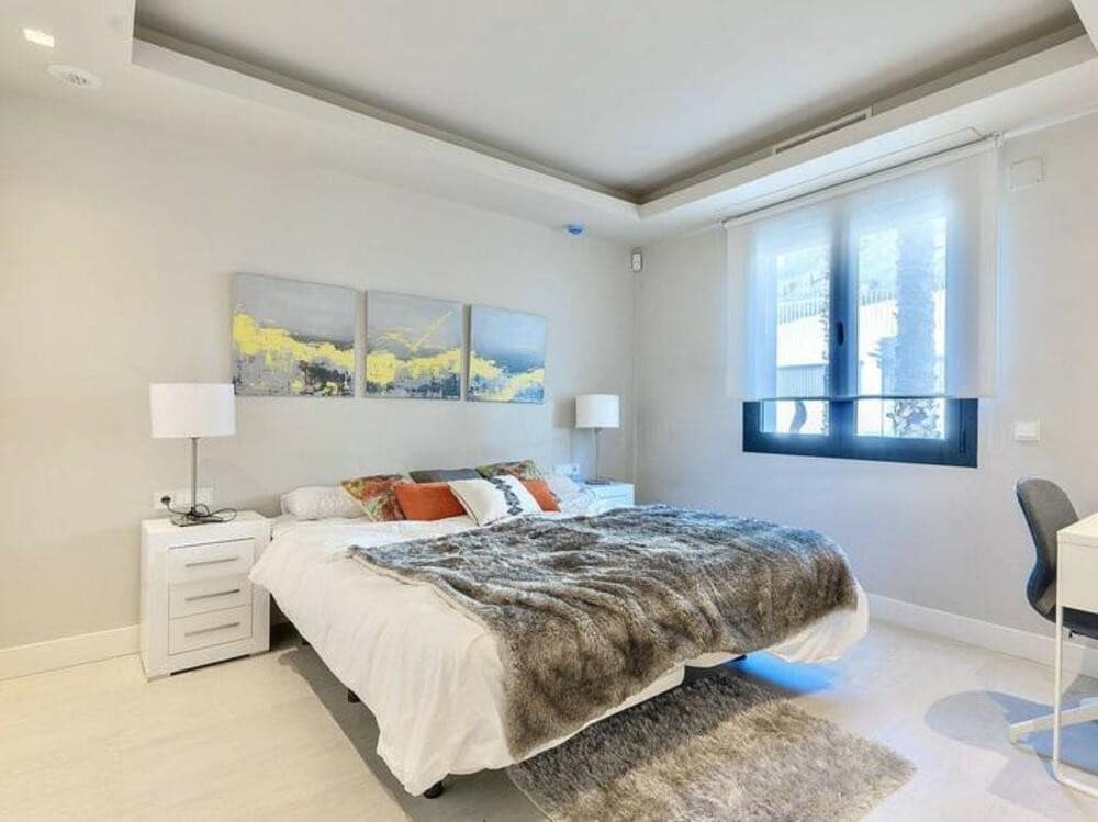 2 sypialnia Apartament do wynajęcia w Marbella z basenem garażem - 4 000 € (Ref: 9629467)