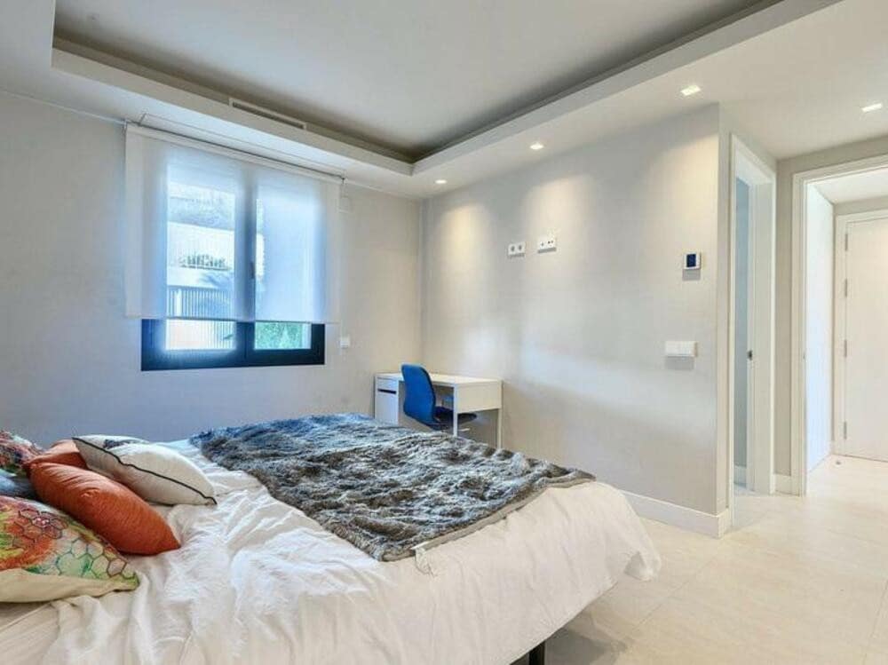 2 sypialnia Apartament do wynajęcia w Marbella z basenem garażem - 4 000 € (Ref: 9629467)