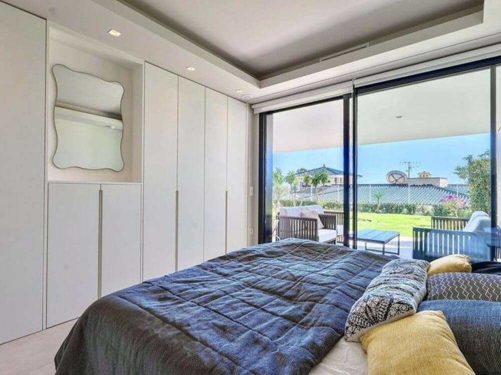 2 sypialnia Apartament do wynajęcia w Marbella z basenem garażem - 4 000 € (Ref: 9629467)