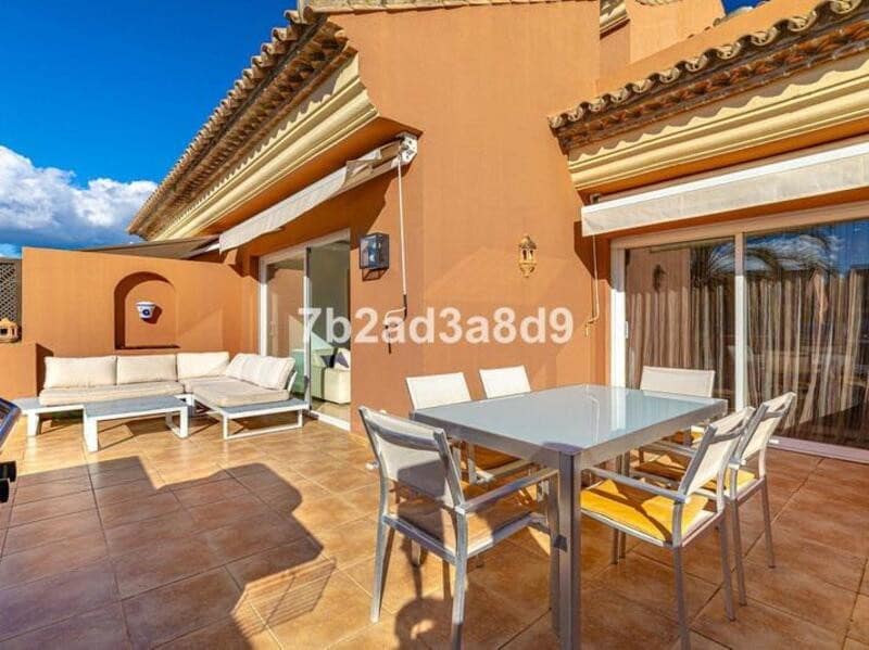 3 bedroom Penthouse for rent in Marbella with pool garage - € 3,700 (Ref: 9633682)