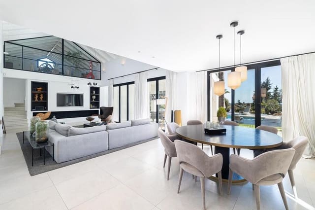 4 slaapkamer Villa te huur in Nueva Andalucía Centro, Marbella met zwembad garage - € 20.000 (Ref: 9633683)