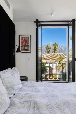 4 slaapkamer Villa te huur in Nueva Andalucía Centro, Marbella met zwembad garage - € 20.000 (Ref: 9633683)