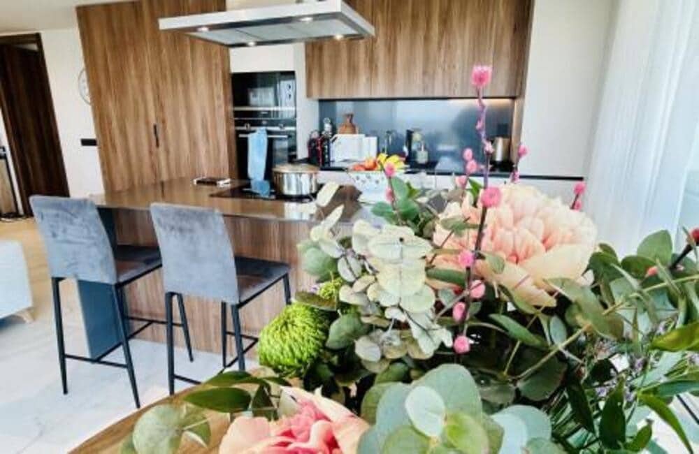 3 bedroom Apartment for rent in San Pedro de Alcantara with pool garage - € 5,000 (Ref: 9633684)