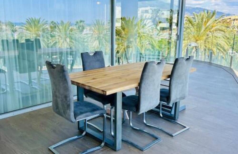 3 bedroom Apartment for rent in San Pedro de Alcantara with pool garage - € 5,000 (Ref: 9633684)