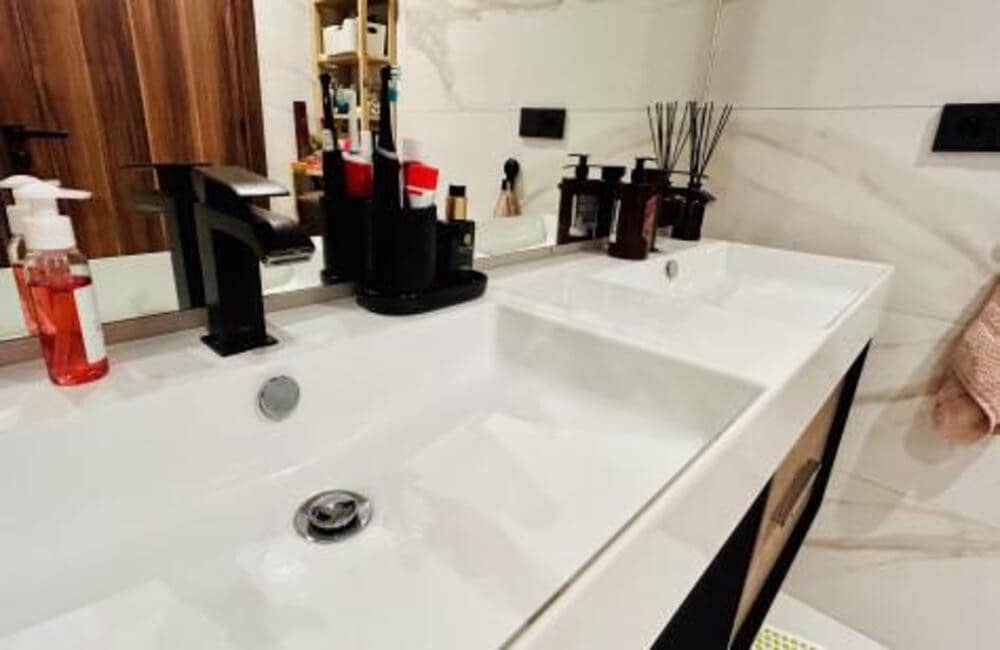 3 bedroom Apartment for rent in San Pedro de Alcantara with pool garage - € 5,000 (Ref: 9633684)