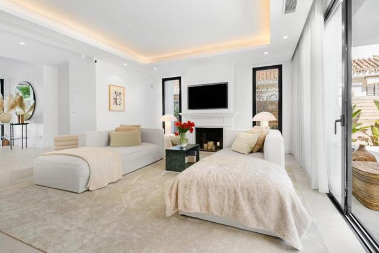 6 soveværelse Villa til leje i Marbella med swimmingpool garage - € 20.000 (Ref: 9633686)