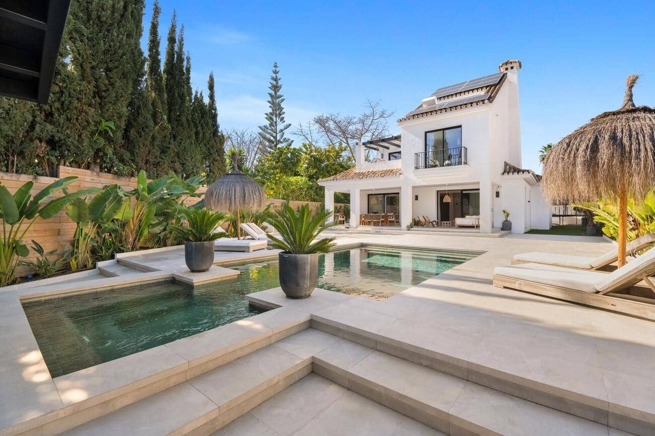6 soveværelse Villa til leje i Marbella med swimmingpool garage - € 20.000 (Ref: 9633686)