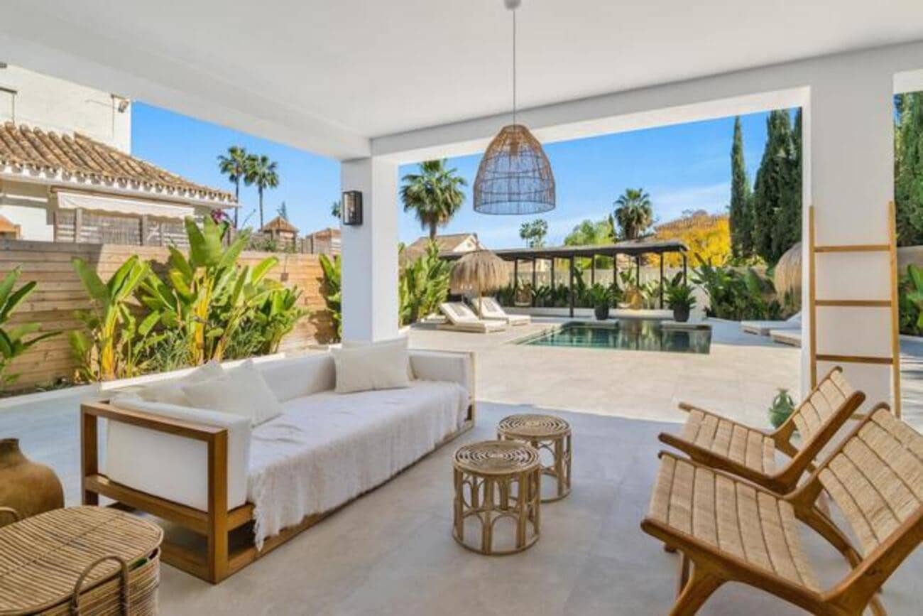6 soveværelse Villa til leje i Marbella med swimmingpool garage - € 20.000 (Ref: 9633686)