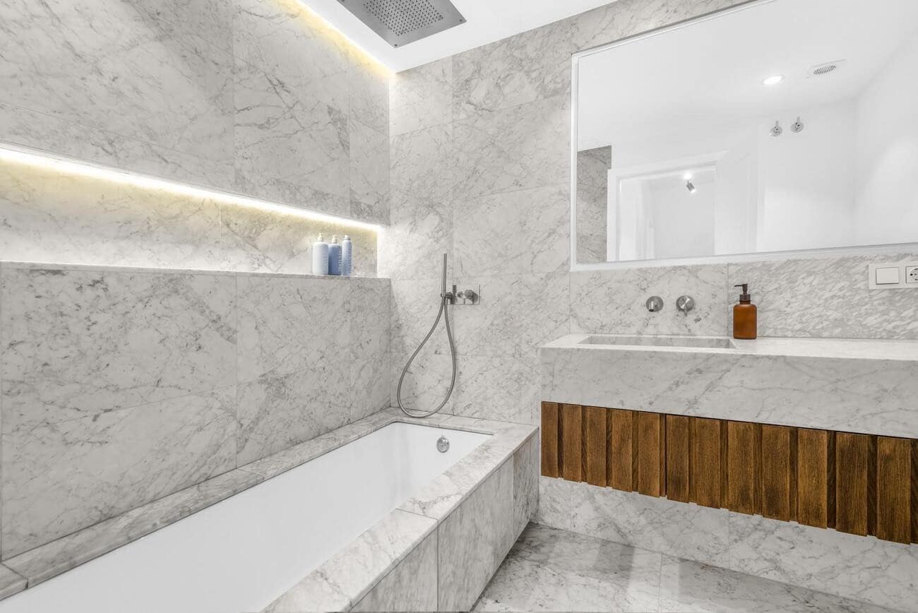 6 soveværelse Villa til leje i Marbella med swimmingpool garage - € 20.000 (Ref: 9633686)