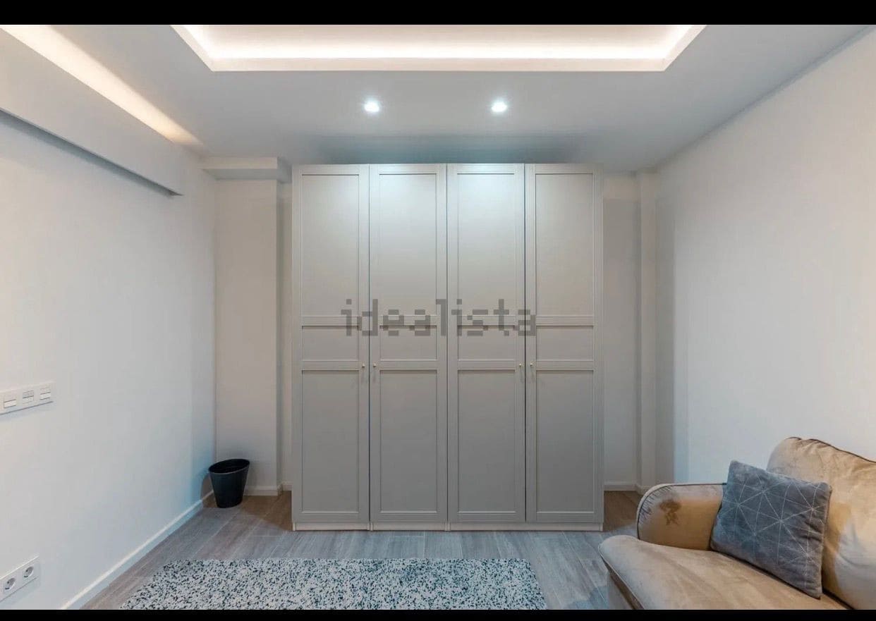 4 soveværelse Byhus til leje i Puerto Banus med swimmingpool garage - € 4.000 (Ref: 9633687)