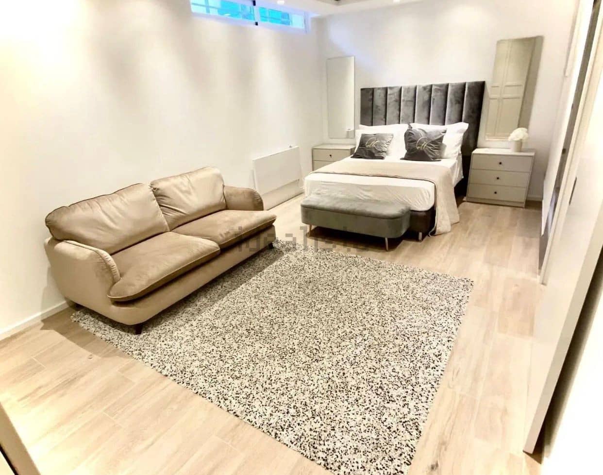 4 soveværelse Byhus til leje i Puerto Banus med swimmingpool garage - € 4.000 (Ref: 9633687)