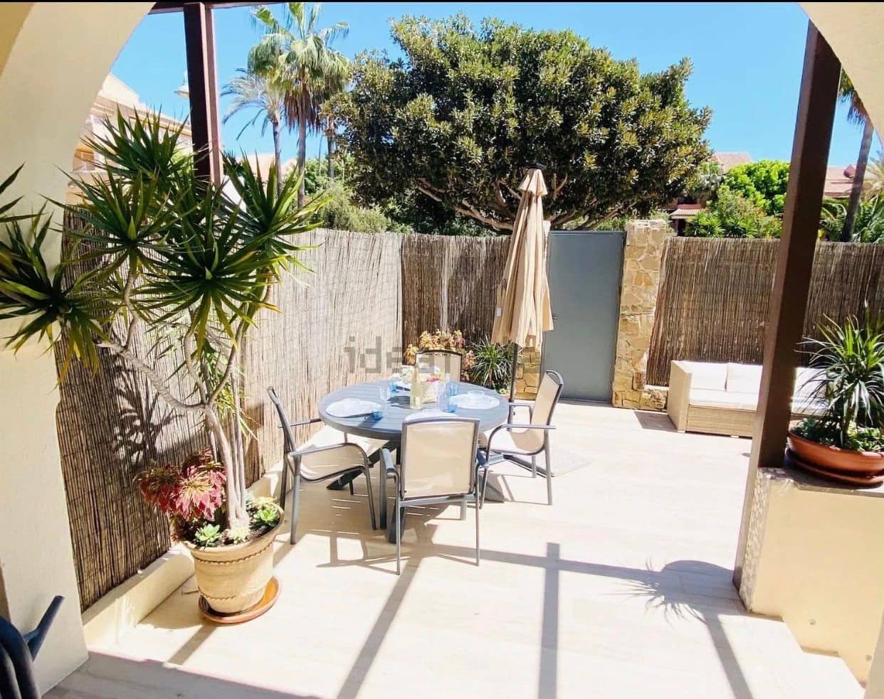 4 soveværelse Byhus til leje i Puerto Banus med swimmingpool garage - € 4.000 (Ref: 9633687)