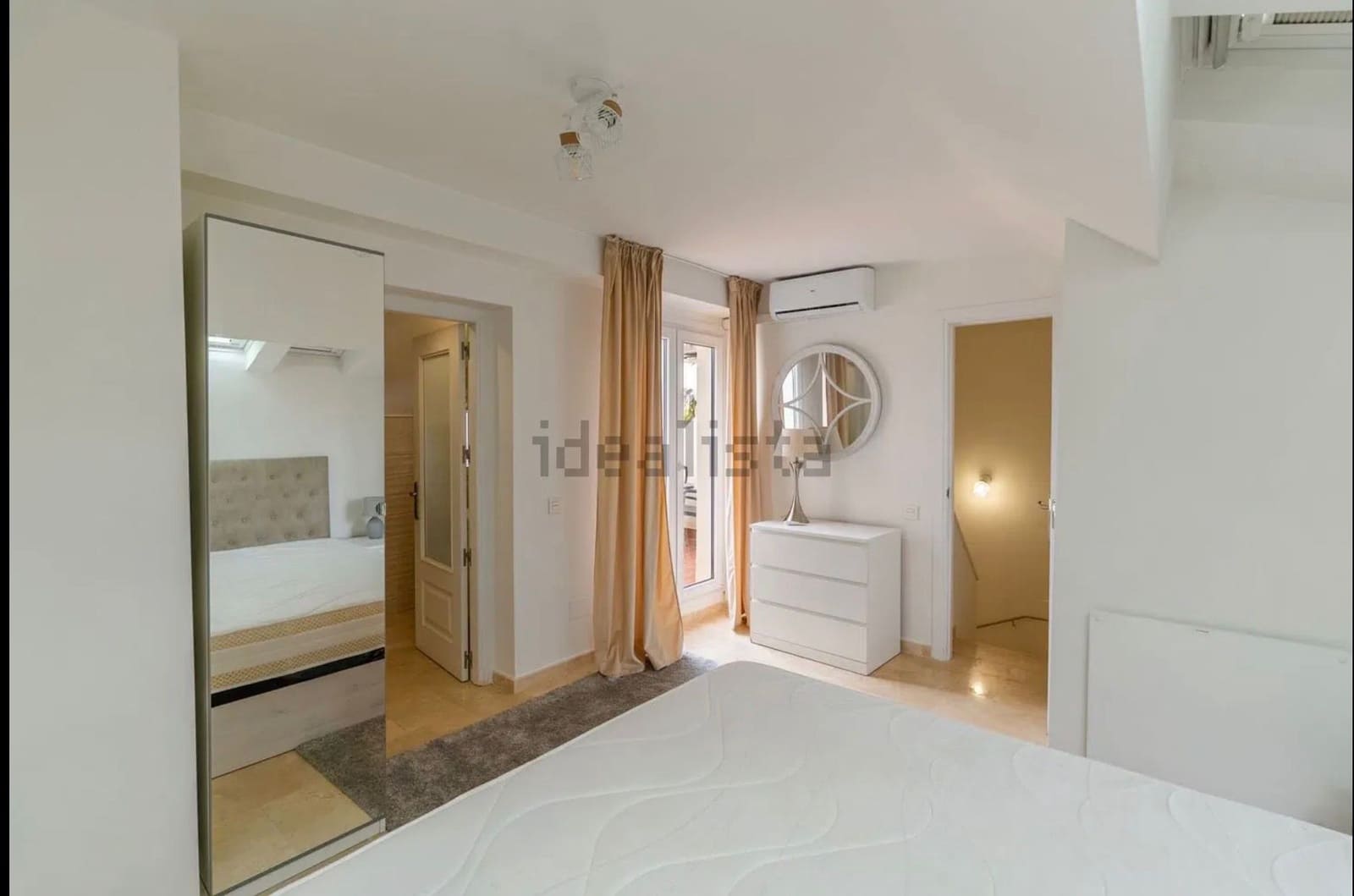 4 soveværelse Byhus til leje i Puerto Banus med swimmingpool garage - € 4.000 (Ref: 9633687)