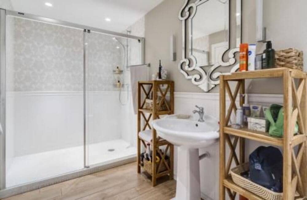 4 sypialnia Dom do wynajęcia w Marbella z basenem garażem - 8 000 € (Ref: 9636229)