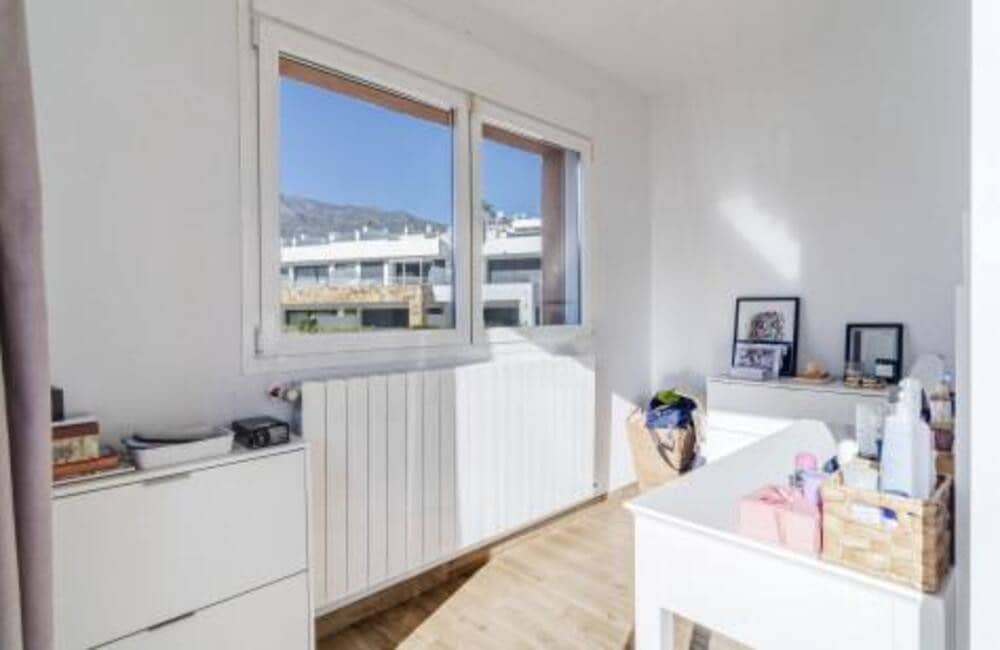 4 makuuhuone Omakotitalo vuokrattavana paikassa Marbella mukana uima-altaan 
autotalli - 8 000 € (Ref: 9636229)
