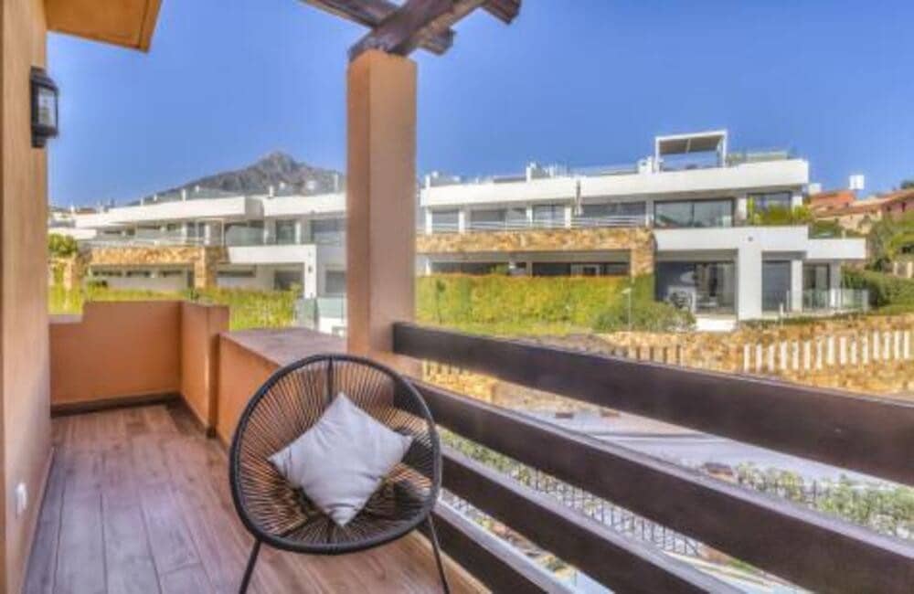 4 makuuhuone Omakotitalo vuokrattavana paikassa Marbella mukana uima-altaan 
autotalli - 8 000 € (Ref: 9636229)