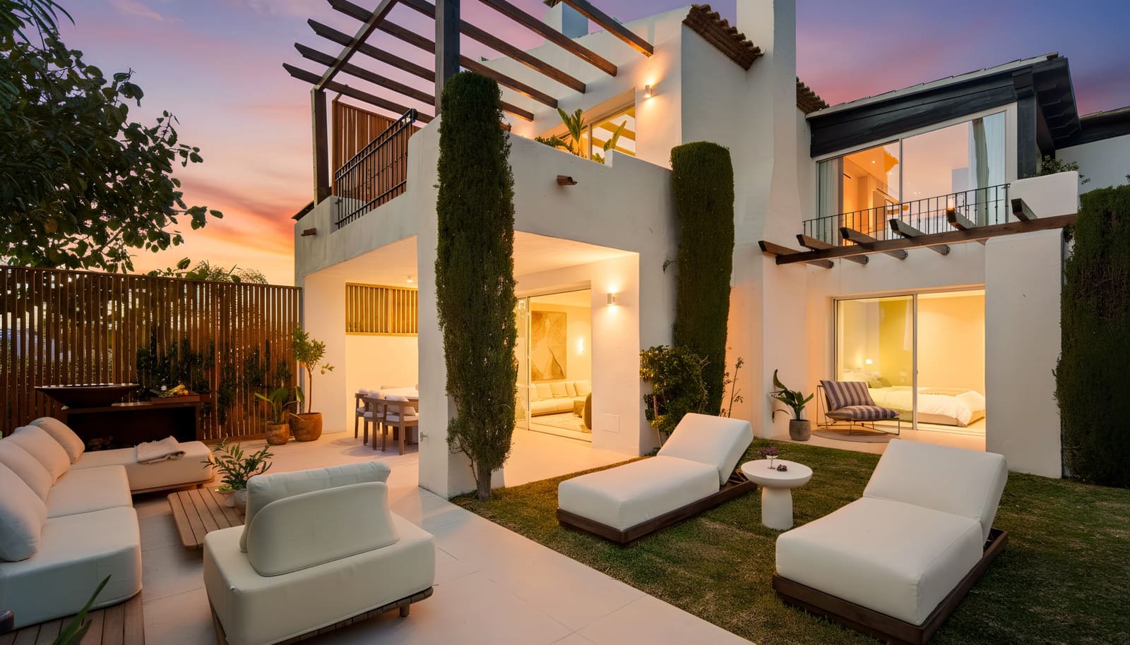 4 soveværelse Semi-Rækkehus til salg i Marbella med swimmingpool garage - € 2.595.000 (Ref: 9636231)