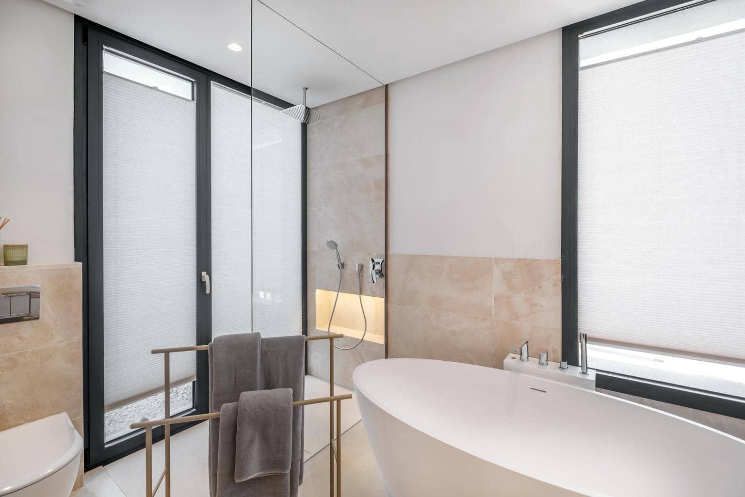 Villa/Maison de 6 chambres à louer à Estepona avec piscine garage - 18 000 € (Ref: 9636233)