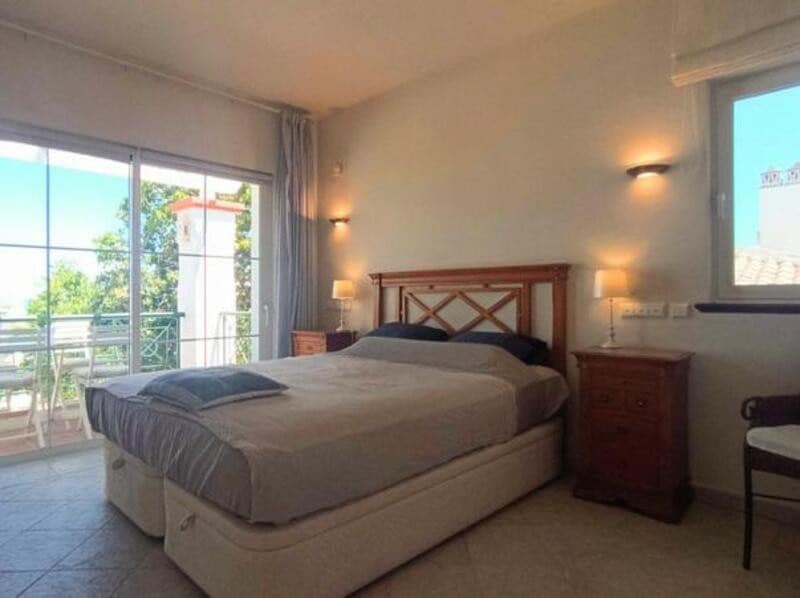 2 soverom Penthouse til salgs i Mijas Costa med garasje - € 469 000 (Ref: 9643636)